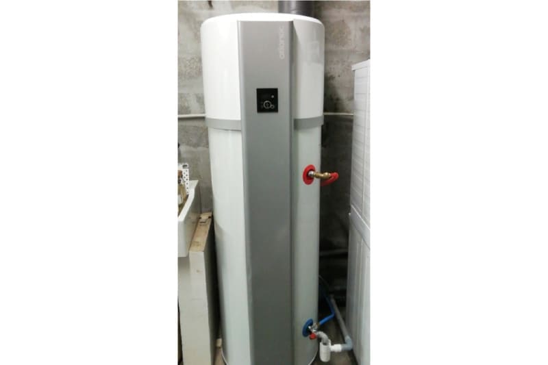 Chauffe-eau électrique installation et dépannage par Eco Solutions La Rochelle, professionnel des solutions de chauffage et climatisation